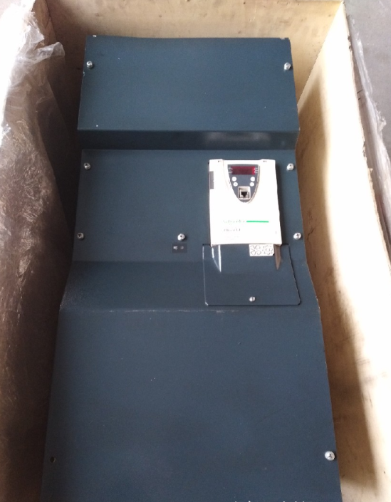二手施耐德變頻器ATV61HC22N4