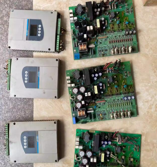 施耐德軟啟動電源板ATS48C41Q
